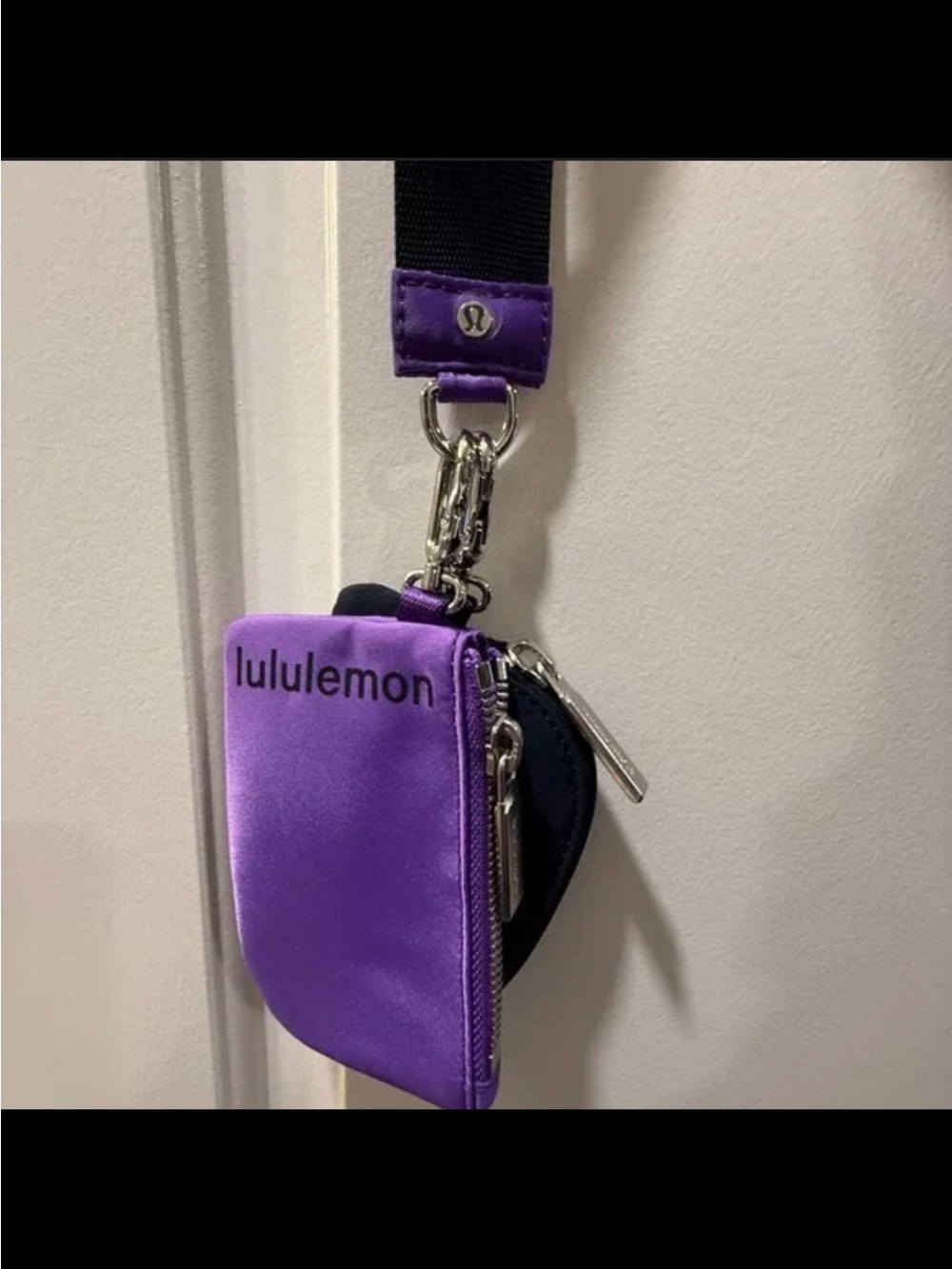 lululemon purple and black wristlet clutch